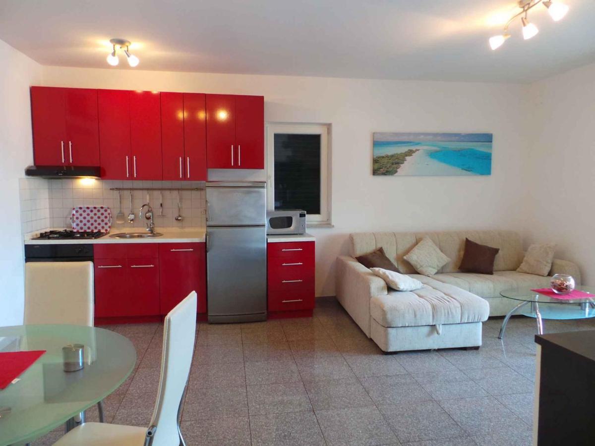 Holiday Home In Malinska/Insel Krk 13031 Exterior photo